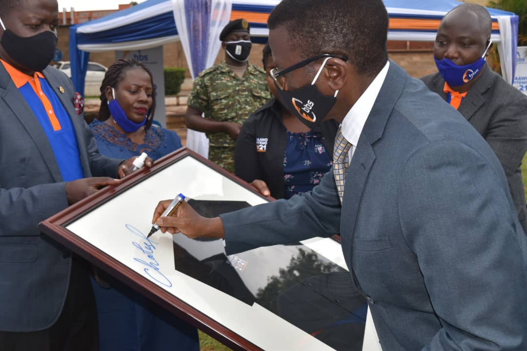 Akalulu Ka 2021: Katikkiro Atoongozza Enteekateeka Ya BBS, CBS Ne Gambuuzeonline Etuumiddwa Vvaawo Mpitewo