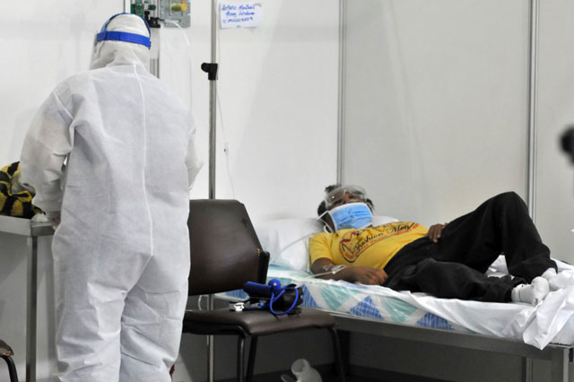 Abakozi ba disitulikiti 4 e Masaka bakwatiddwa Ssennyiga Corona