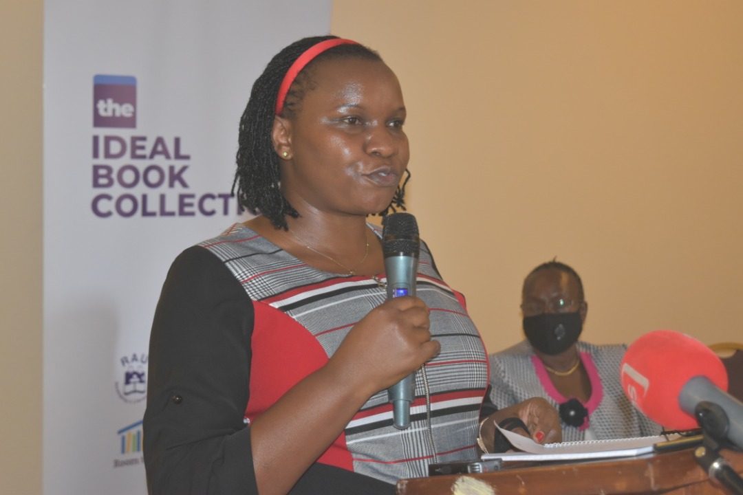 Minisita Nankindu asanyukidde eky’okukyusa ebitabo mu nnimi ennansi