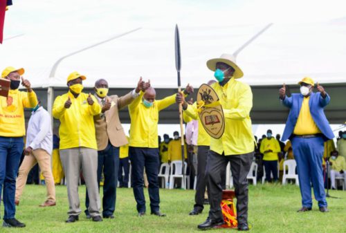 Abampoganira okugenda tebalina byakukola – Museveni