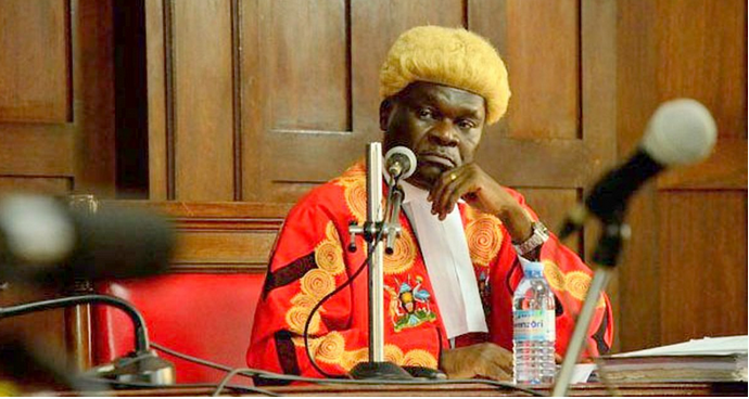 Ssaabalamuzi alagidde Bobi Wine eby’okuggyayo omusango abifulumye mu kyapa gavumenti