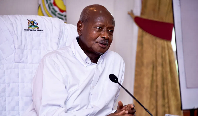 Abakulembeze abatya ababavuganya, babeera batiitiizi – Museveni