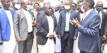 Omukulembeze tatya bantu bye boogera naye afa ku byakola – Owek. Mayiga