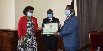 Katikkiro Mayiga asisinkanye aba PRAU