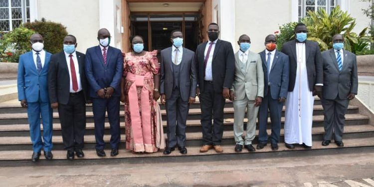 Bannabyabufuzi mwogere ebiweesa Kabaka ekitiibwa – Katikkiro Mayiga