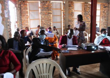 Abakulembeze abaggya babanguddwa ku mbalirira