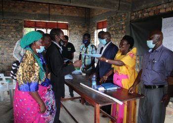 Ab’e Bukomansimbi balabuddwa ku ssente z’emyoga, tujja kubasiba