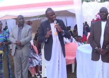 Minisita Ssekabembe asabye abazadde okuliza abaana mu ddiini