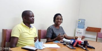 Omubaka Kinyamatama alangiridde okuvuganya Kadaga ku Bwasipiika