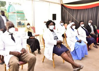 Palamenti etendereza abakugu b’eddwaliro lya Soroti abalongooseza abalongo bannabansasaana