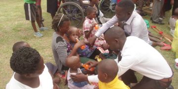 Bannamawulire e Mukono badduukiridde abaana abatalina mwasirizi