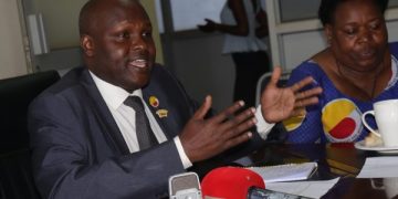 Abasawo bannansi batadde wansi ebikola lwa ssente z’ekyemisana
