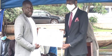 Minisita Kiyimba asabye abaami ba Kabaka okusembeza be bakulembera