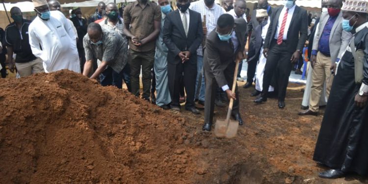 Kabaka akungubagidde Maama wa Owek. Lwasa