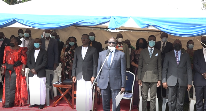 Ssaabasajja akungubagidde omukadde omukazi azaalira Katikkiro omukyala