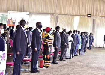 Palamenti ekkirizza omuwendo gwa baminisita okutuuka ku 80