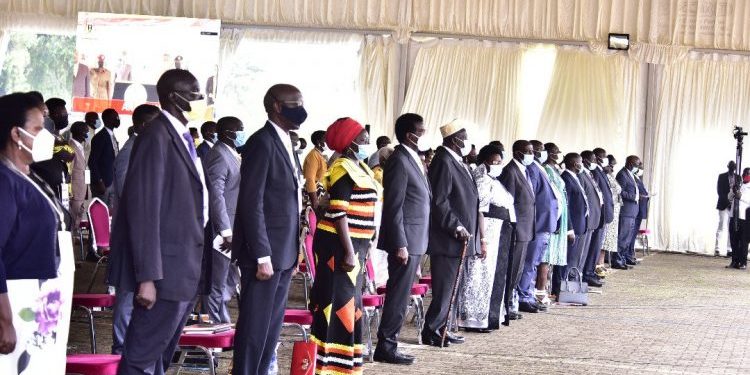 Palamenti ekkirizza omuwendo gwa baminisita okutuuka ku 80