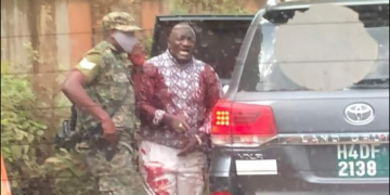 Gen. Katumba Wamala alumbiddwa abatemu ne bamukuba amasasi, muwala we bamusse