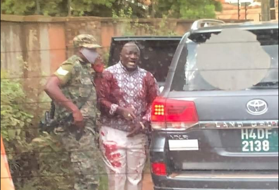 Gen. Katumba Wamala alumbiddwa abatemu ne bamukuba amasasi, muwala we bamusse