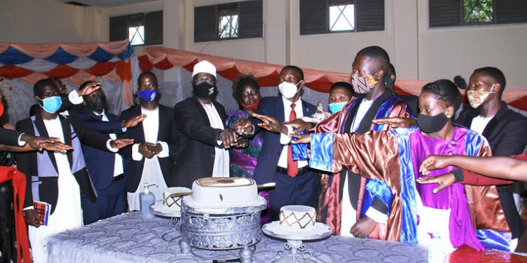 Aba Nkobazambogo ku Muteesa 1 Royal University bakyusizza obukulembeze