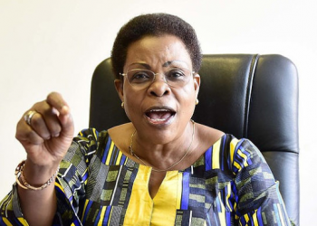 Beti Kamya agudde mubintu; Museveni amulonze ku bwa Kaliisoliiso