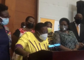 Ssaabaminisita Nabbanja atongozza okugabira abantu ssente za COVID