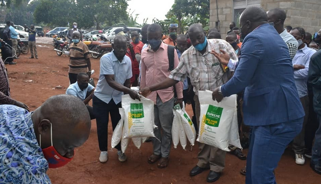 Abataka bagabidde abazzukulu emmere