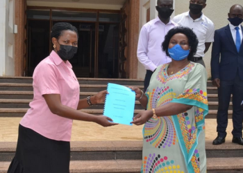 Buganda yaakutendeka abasomesa okusomeseza ku mutimbagano