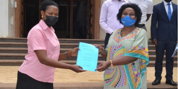 Buganda yaakutendeka abasomesa okusomeseza ku mutimbagano