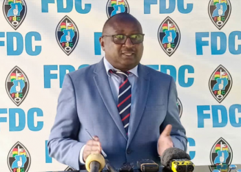 FDC eyagala ebyemizannyo byawulwe ku by’enjigiriza