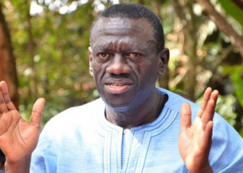 Dr. Besigye awakanyizza ekya UPDF okutandika okuzimba amasomero n’amalwaliro