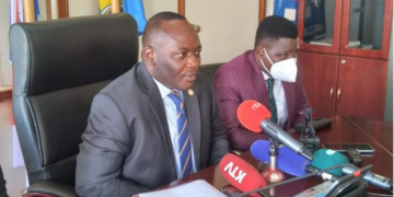 Owek. Mpuuga alabudde gavumenti ku kukozesa obutujju bwa bbomu okulwanyisa abagivuganya