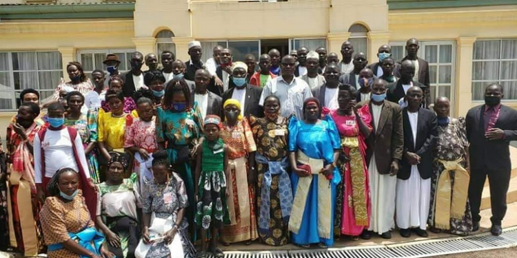 Bannayuganda basabiddwa okuyambako mu kulwanyisa enguzi