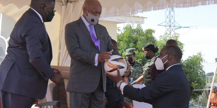 Kabaka agguddewo empaka z’emipiira gy’amasaza eza 2021