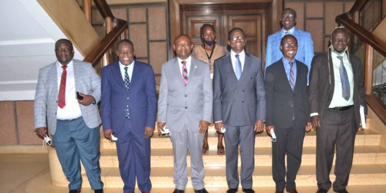 Tuli beeteefuteefu okussa endagaano ekomyawo ebintu bya Buganda mu nkola – Minisita Magyezi