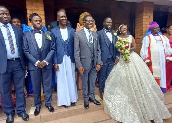 Katikkiro Mayiga akubirizza abantu okunnyikiza obwasseruganda