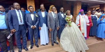Katikkiro Mayiga akubirizza abantu okunnyikiza obwasseruganda