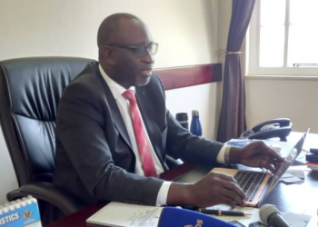 Owek. Waggwa asabye wabeewo ennambika entuufu ku bisoomooza abavubuka