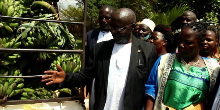 Abantu ba Beene basabiddwa okwetegekera abaana okudda ku masomero