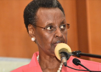 Ab’ebyenjigiriza bafulumizza ennaku z’okuddirako ku ssomero