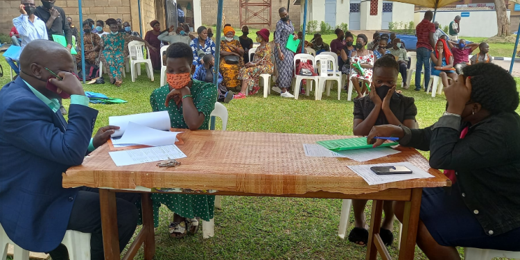 Obwakabaka busunsudde abafunye bbasale za Buganda