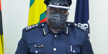 Bakutte omusajja agambibwa okupangisa ettaka lye batendekereko abayeekera
