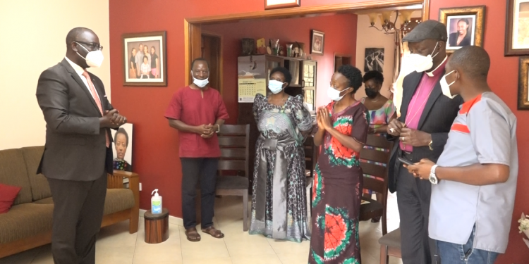 Ssaabasajja asaasidde abafamire y’omukulu w’essomero ly’e Gayaza