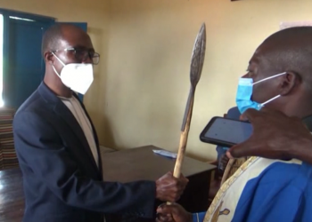 Minisita Kawuki atuuzizza ow’eggombolola Kitenga Mutuba I n’akuutira Bannabuweekula