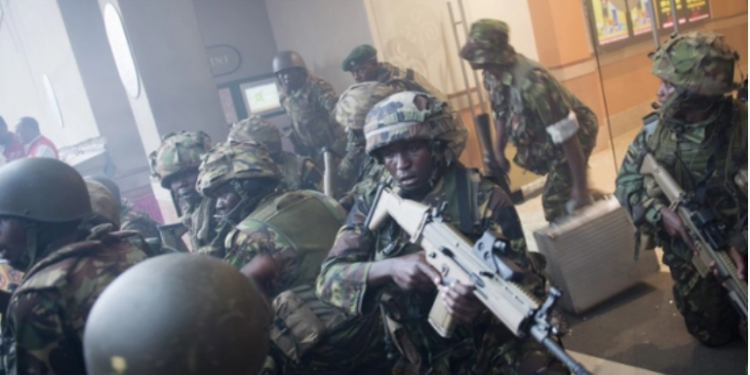 Amerika erabudde ku butujju , Ebyokwerinda binywezeddwa