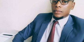 Kakwenza asimbiddwa  mu kkooti, asindikiddwa ku alimanda