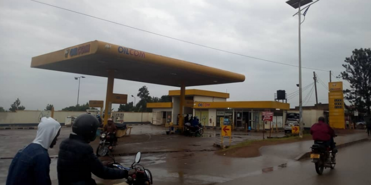 Gavumenti eyimirizza okukebera COVID-19 e Malaba ne Busia okulwanyisa ebbula ly’amafuta