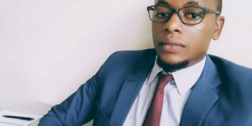 Kkooti eragidde Poliisi okuyimbula Kakwenza mu bwangu