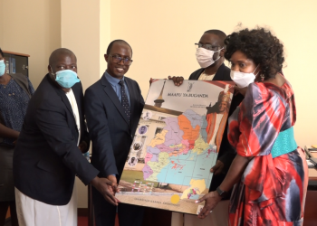 Abali ebweru musomese abaana obuwangwa bwabwe – Owek. Kawuki