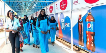 Abakazi baleseewo obufumbo ne bagenda ku byeyo – Alipoota